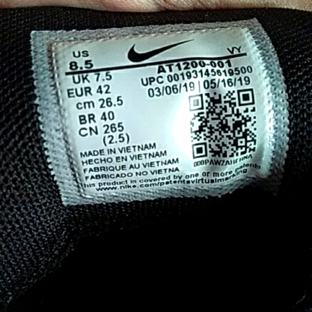 Nike shoes. - Picture 5 of 5